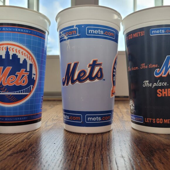 Lot Of 8 New York Mets Plastic Souvenir Cups Shea 2004 40th Year Subway Series - Picture 9 of 13